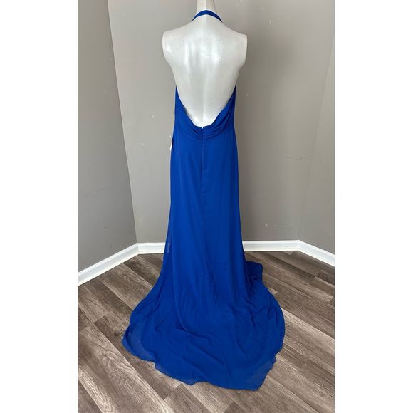 Vera Wang Bride Elodie Trailing Hem Gown - Picture 11 of 13